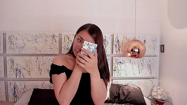 Sophy SmileSweet online show from April 2026 12:02:01 PM