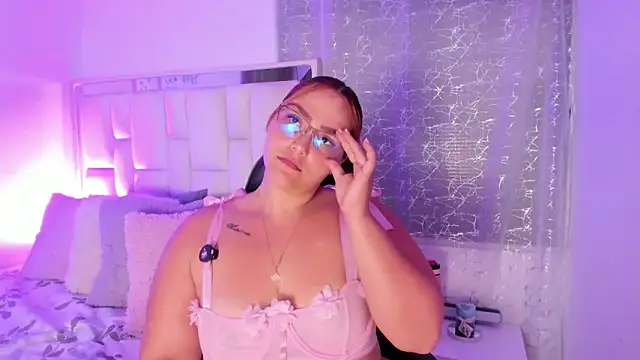 LeahxBarker online show from April 2026 01:44:02 AM