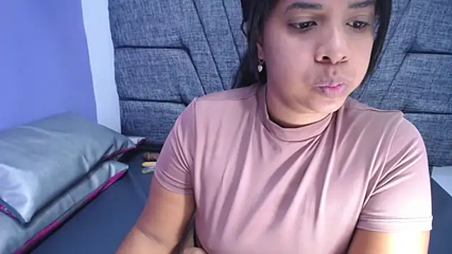 Briannacastello online show from December 2024 07:39:02 AM