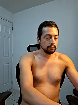 Andresarr93 online show from September 2025 07:46:02 PM