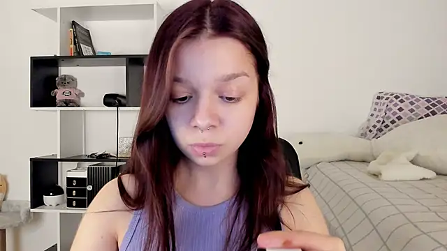 crystal lilith online show from February 2025 06:12:01 PM