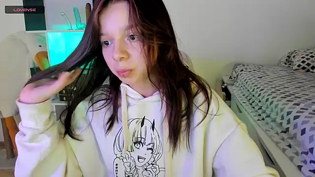 crystal lilith online show from February 2025 01:24:01 PM