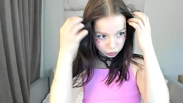 crystal lilith online show from February 2026 11:56:01 PM