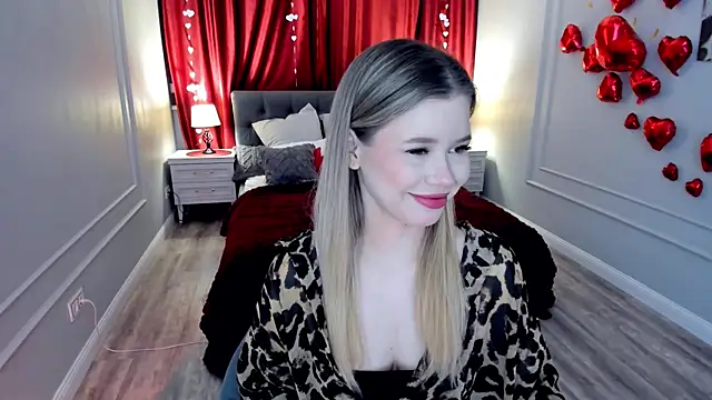 FollowLovee online show from February 2026 07:40:01 PM