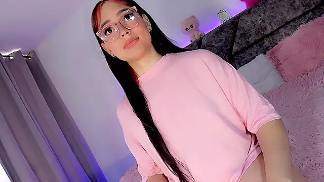 Snapshot of Valentina_Alba chatting on January 2025 01:52:01 PM Valentina Alba online show from January 2025 01:52:01 PM