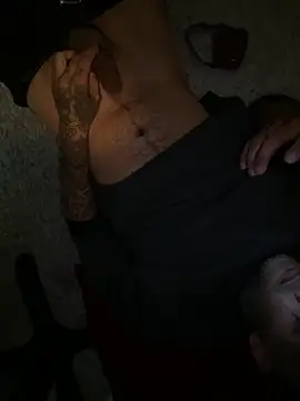 Snapshot of Houstonslong1 chatting on December 2025 08:40:01 PM Houstonslong1 online show from December 2025 08:40:01 PM