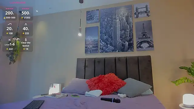 Snapshot of LynnSam_ chatting on February 2025 01:19:02 PM LynnSam online show from February 2025 01:19:02 PM