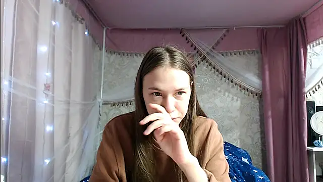 Snapshot of leila_bambi_ chatting on November 2025 08:36:02 AM leila bambi online show from November 2025 08:36:02 AM