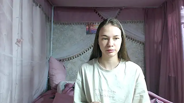 Snapshot of leila_bambi_ chatting on November 2025 06:21:01 PM leila bambi online show from November 2025 06:21:01 PM