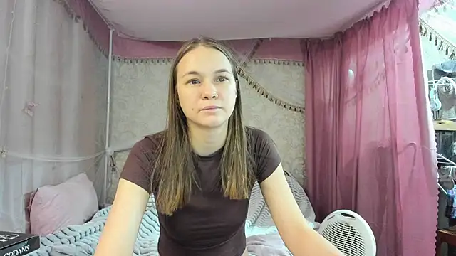 leila bambi  online show from March 2026 02:22:02 PM