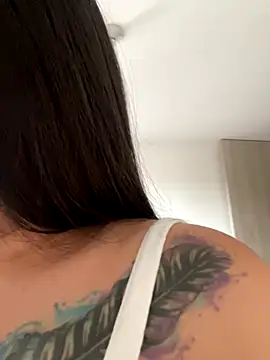 Snapshot of Latina_vanessa chatting on October 2025 10:15:01 PM Latina vanessa online show from October 2025 10:15:01 PM