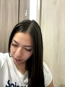 Snapshot of Latina_vanessa chatting on November 2025 11:26:01 PM Latina vanessa online show from November 2025 11:26:01 PM