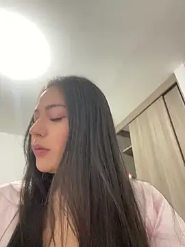 Snapshot of Latina_vanessa chatting on November 2025 11:37:01 PM Latina vanessa online show from November 2025 11:37:01 PM