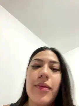 Snapshot of Latina_vanessa chatting on December 2025 02:21:01 AM Latina vanessa online show from December 2025 02:21:01 AM