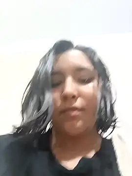 Snapshot of Zetrionn chatting on February 2025 02:58:02 AM Zetrionn online show from February 2025 02:58:02 AM