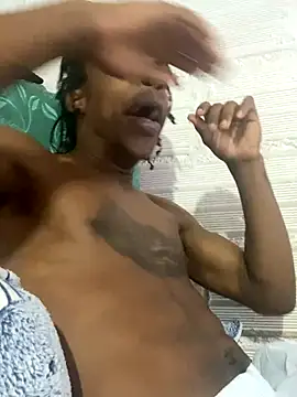 Larry-n-clouds online show from November 2025 01:04:01 PM