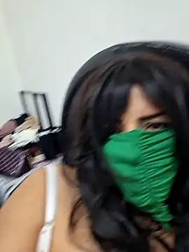 Snapshot of Rozittaa chatting on December 2024 11:14:01 AM Rozittaa online show from December 2024 11:14:01 AM