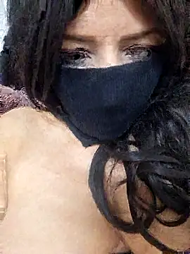 Snapshot of Rozittaa chatting on February 2025 12:53:02 AM Rozittaa online show from February 2025 12:53:02 AM