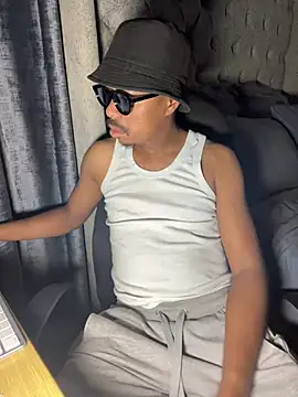 JaroDawg47 online show from June 2026 07:27:02 PM