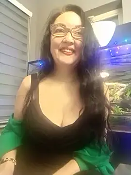Snapshot of CamilleDesire chatting on December 2024 05:18:02 PM CamilleDesire online show from December 2024 05:18:02 PM