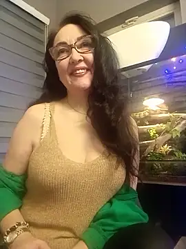 Snapshot of CamilleDesire chatting on December 2024 04:48:02 PM CamilleDesire online show from December 2024 04:48:02 PM