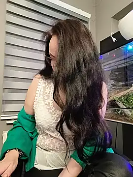 CamilleDesire online show from November 2025 05:02:01 PM