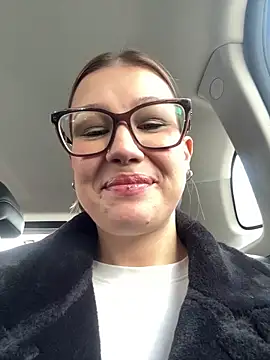 RinaCat online show from October 2025 05:05:01 AM