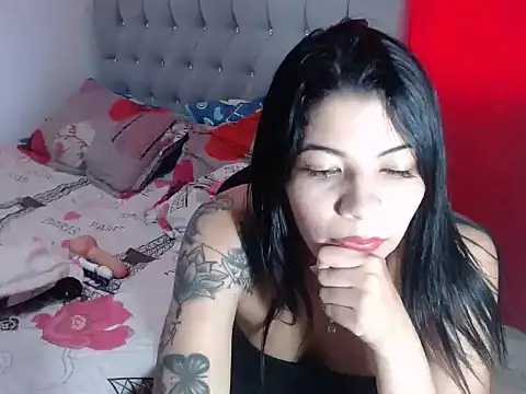 Snapshot of Georgina_Copper chatting on January 2025 09:03:01 PM Georgina Copper online show from January 2025 09:03:01 PM