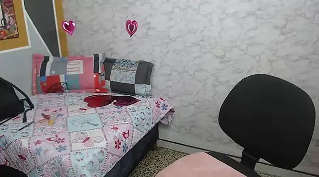 Snapshot of Georgina_Copper chatting on February 2025 01:41:01 PM Georgina Copper online show from February 2025 01:41:01 PM