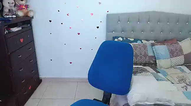 Snapshot of Georgina_Copper chatting on February 2025 02:37:01 PM Georgina Copper online show from February 2025 02:37:01 PM