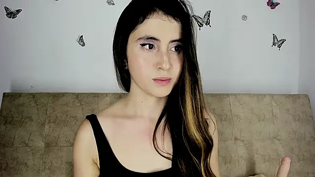 Snapshot of Nicol_Swift_ chatting on December 2024 05:49:01 AM Nicol Swift online show from December 2024 05:49:01 AM