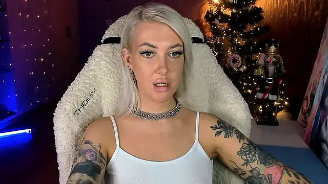 tykioty Miley online show from January 2026 01:02:02 PM