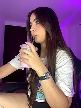 soy paulina online show from November 2025 03:43:02 AM