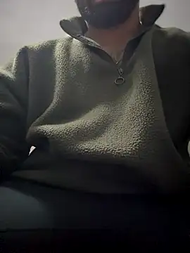 Snapshot of mrtoy121 chatting on December 2025 05:52:02 PM mrtoy121 online show from December 2025 05:52:02 PM