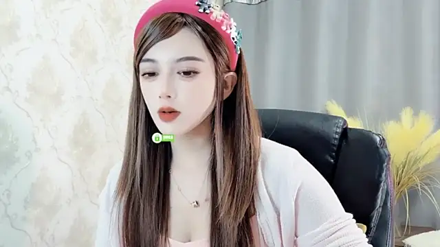 Snapshot of VIWVI chatting on December 2024 08:09:01 AM VIWVI online show from December 2024 08:09:01 AM