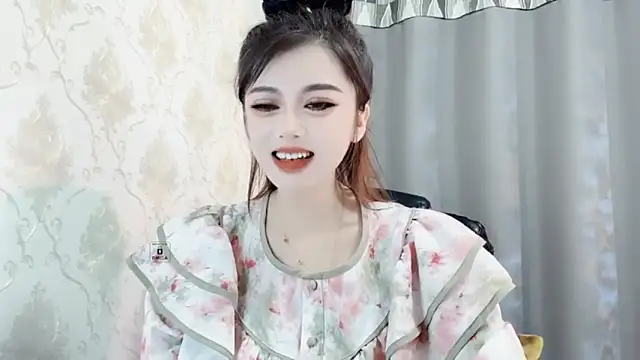 Snapshot of VIWVI chatting on December 2024 12:04:01 PM VIWVI online show from December 2024 12:04:01 PM