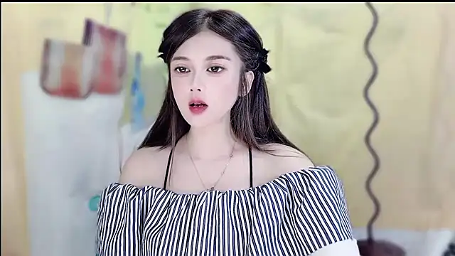 VIWVI online show from April 2026 05:45:02 AM