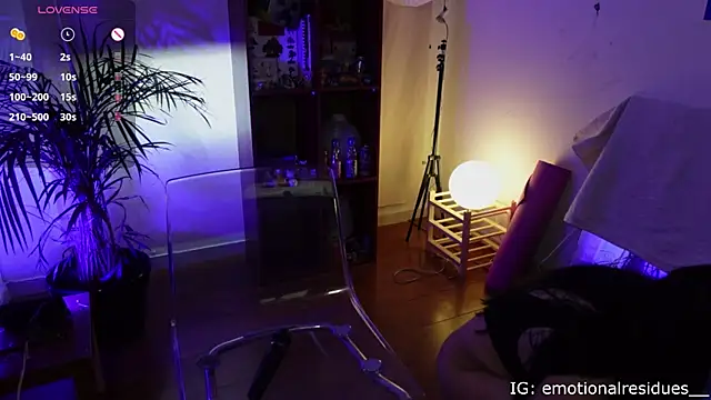 droolingdollfacee online show from December 2025 09:11:01 PM