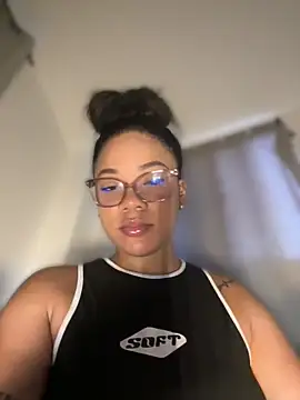 ashley Tompson1 online show from July 2026 11:48:02 AM