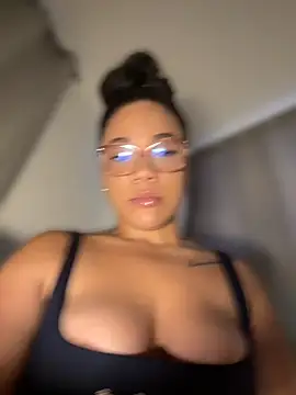 ashley Tompson1 online show from July 2026 11:39:02 AM