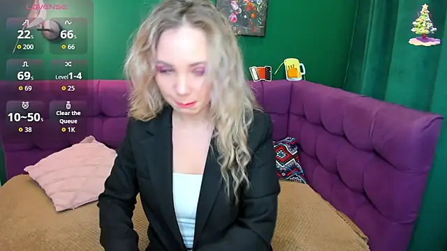 EvaMoran online show from September 2025 01:31:02 AM