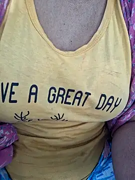 Priya Bong online show from April 2026 04:17:02 AM