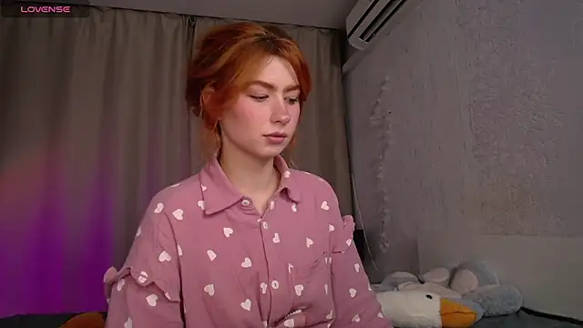 Evaa Moonn  online show from October 2025 08:59:02 AM