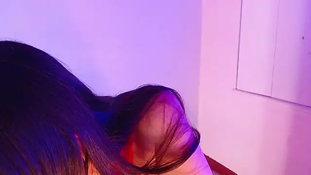 Snapshot of AnnaliOlsenX chatting on December 2024 08:10:02 PM AnnaliOlsenX online show from December 2024 08:10:02 PM