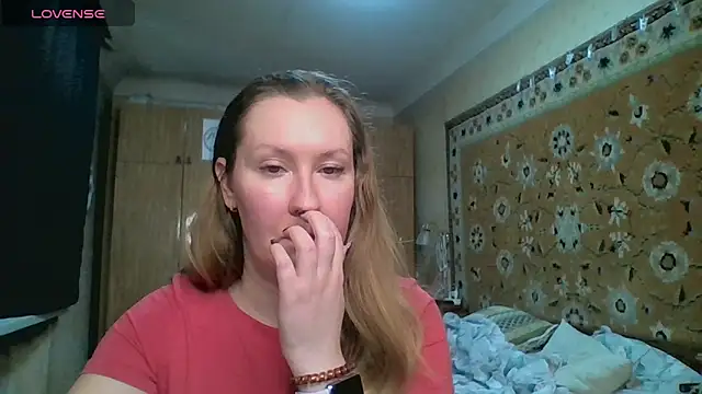 AnnaXLovers online show from April 2026 11:36:01 AM