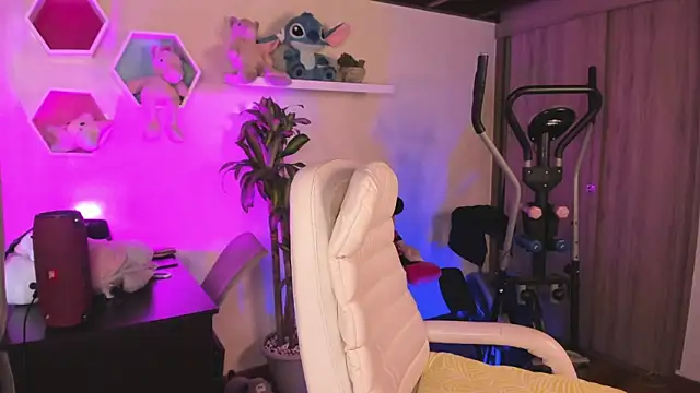 Nataliia 09 online show from October 2025 03:08:02 PM