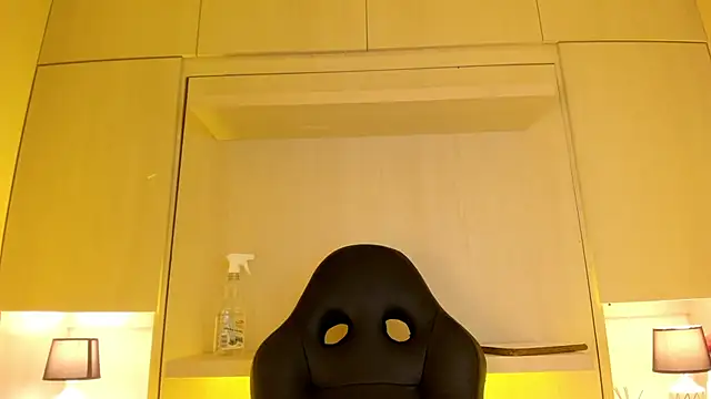 tamaraa smiith online show from November 2025 07:56:02 PM