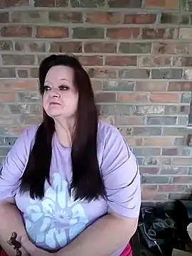 Snapshot of Bayou_Woman68 chatting on November 2025 10:32:02 PM Bayou Woman68 online show from November 2025 10:32:02 PM