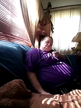 Snapshot of Bayou_Woman68 chatting on November 2025 06:23:02 PM Bayou Woman68 online show from November 2025 06:23:02 PM