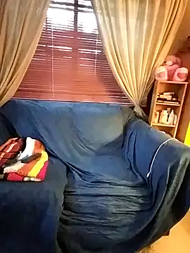 Snapshot of Bayou_Woman68 chatting on December 2025 09:01:02 PM Bayou Woman68 online show from December 2025 09:01:02 PM